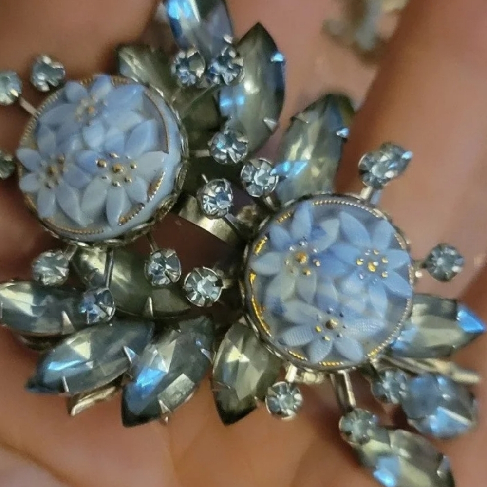 Vintage blue large spray lucite flower brooch. Unique